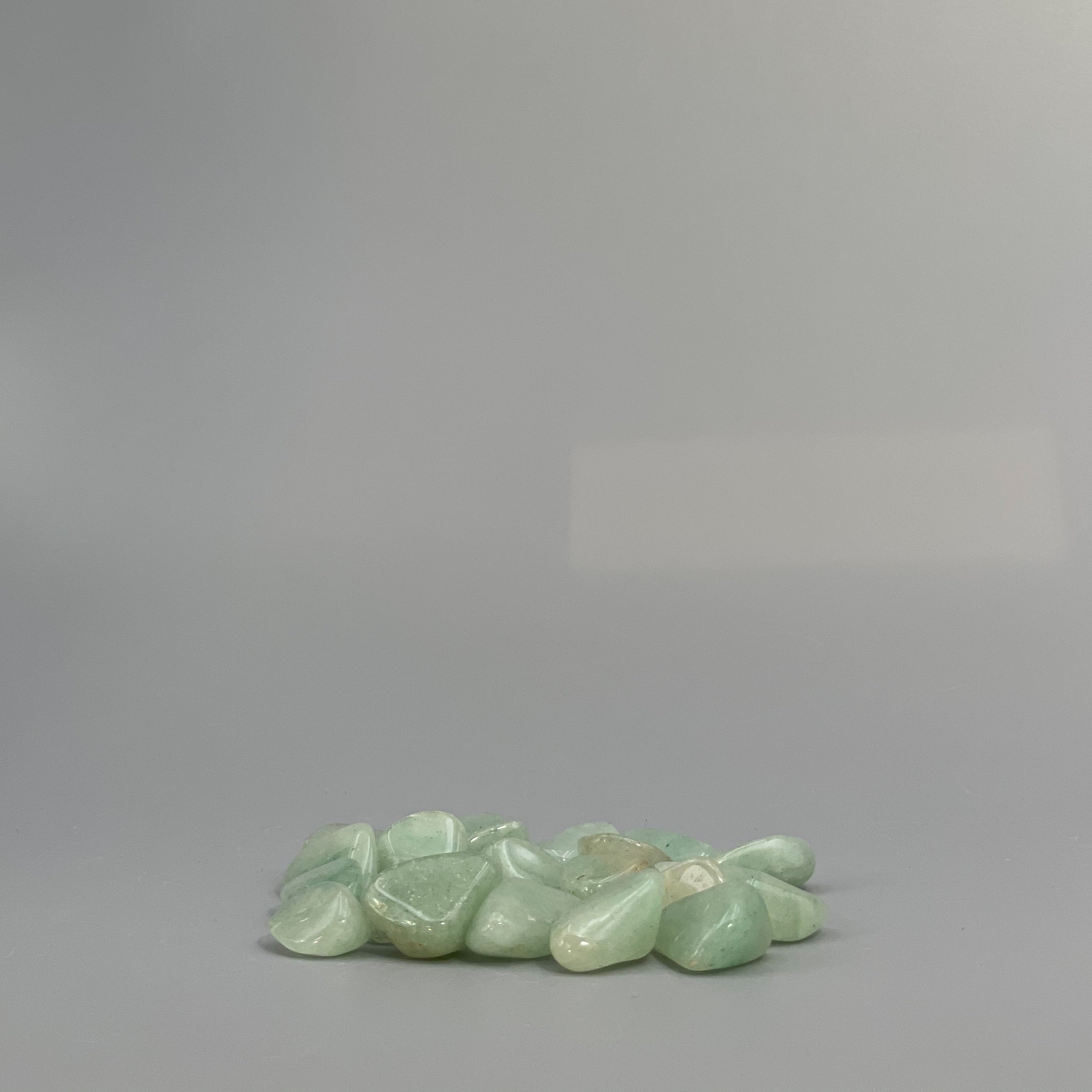 Green Averntine Tumbled Stone