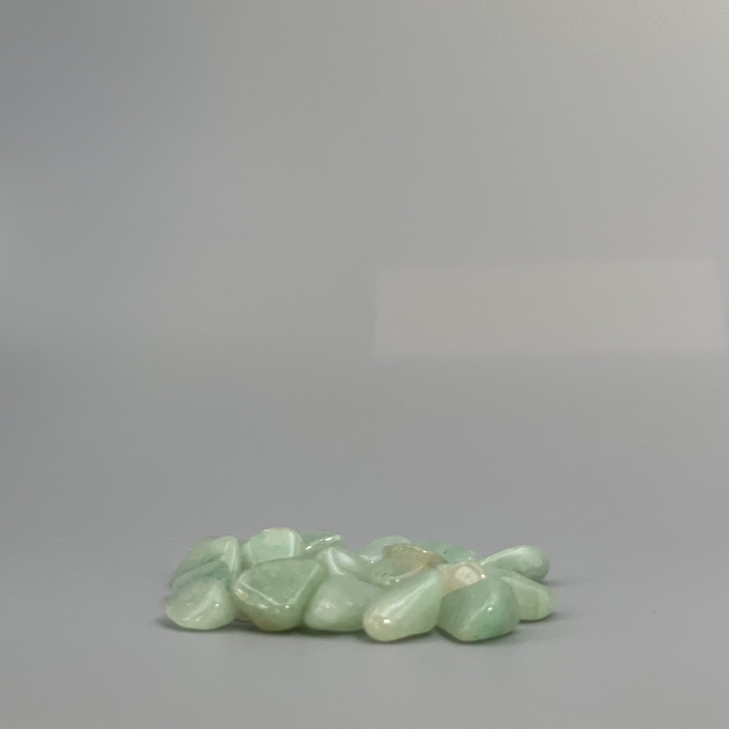 Green Averntine Tumbled Stone