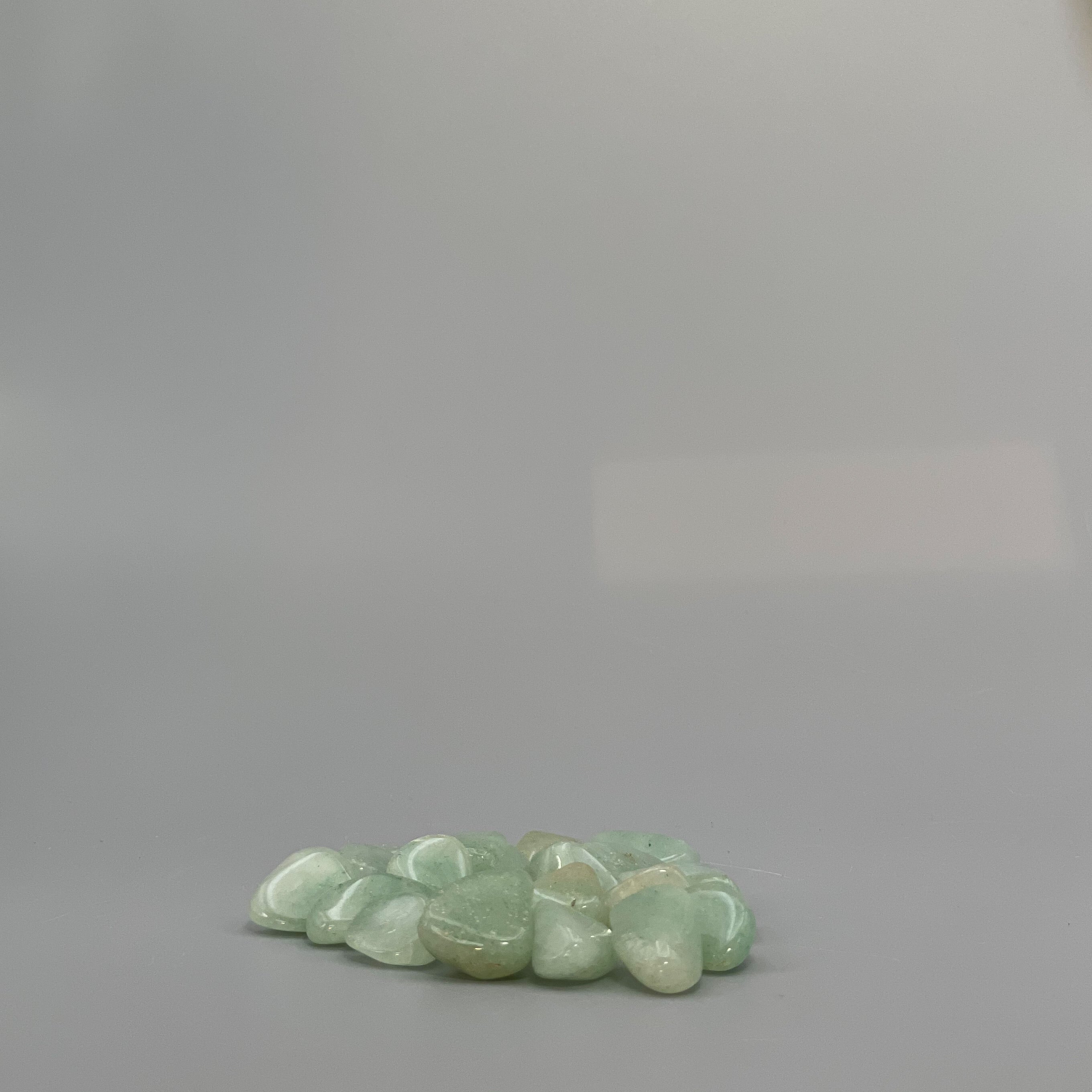Green Averntine Tumbled Stone