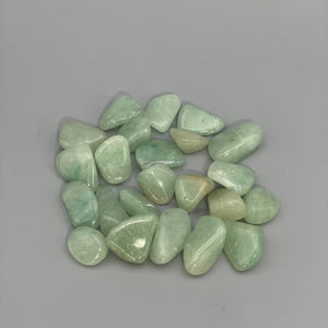 Green Averntine Tumbled Stone