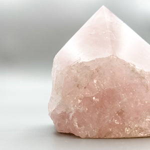 Rose Quartz Generator Point